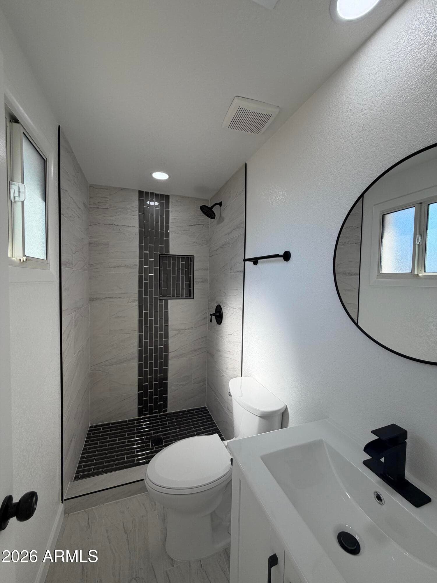 3471 E DELCOA Drive, Phoenix, AZ 85032 — photo 9 of 14