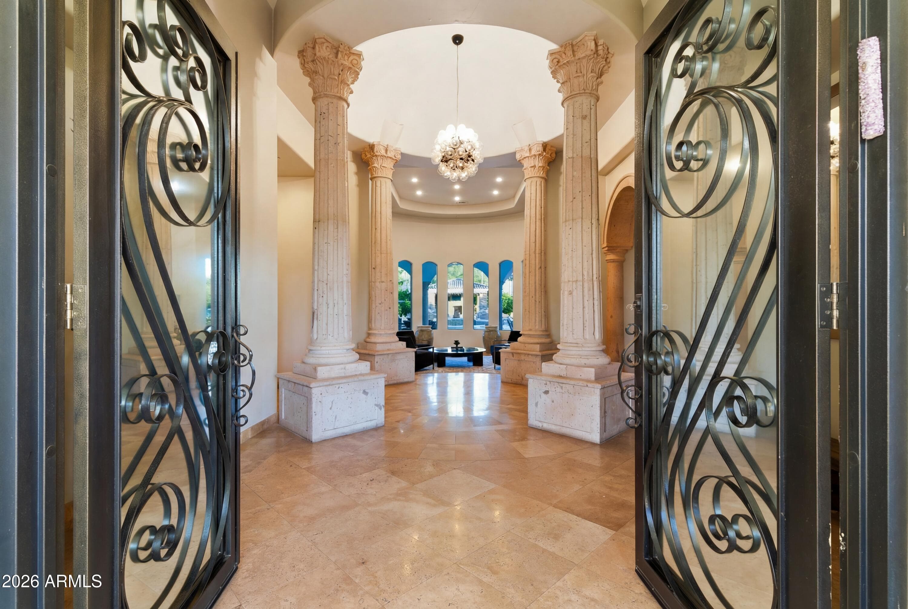 9071 N 53rd Place, Paradise Valley, AZ 85253 — photo 8 of 31