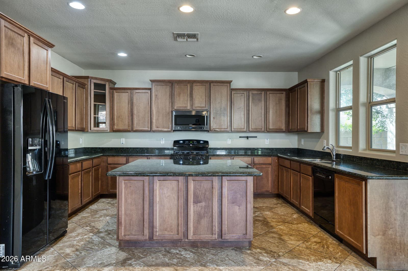 13718 N 150TH Drive, Surprise, AZ 85379 — photo 15 of 59