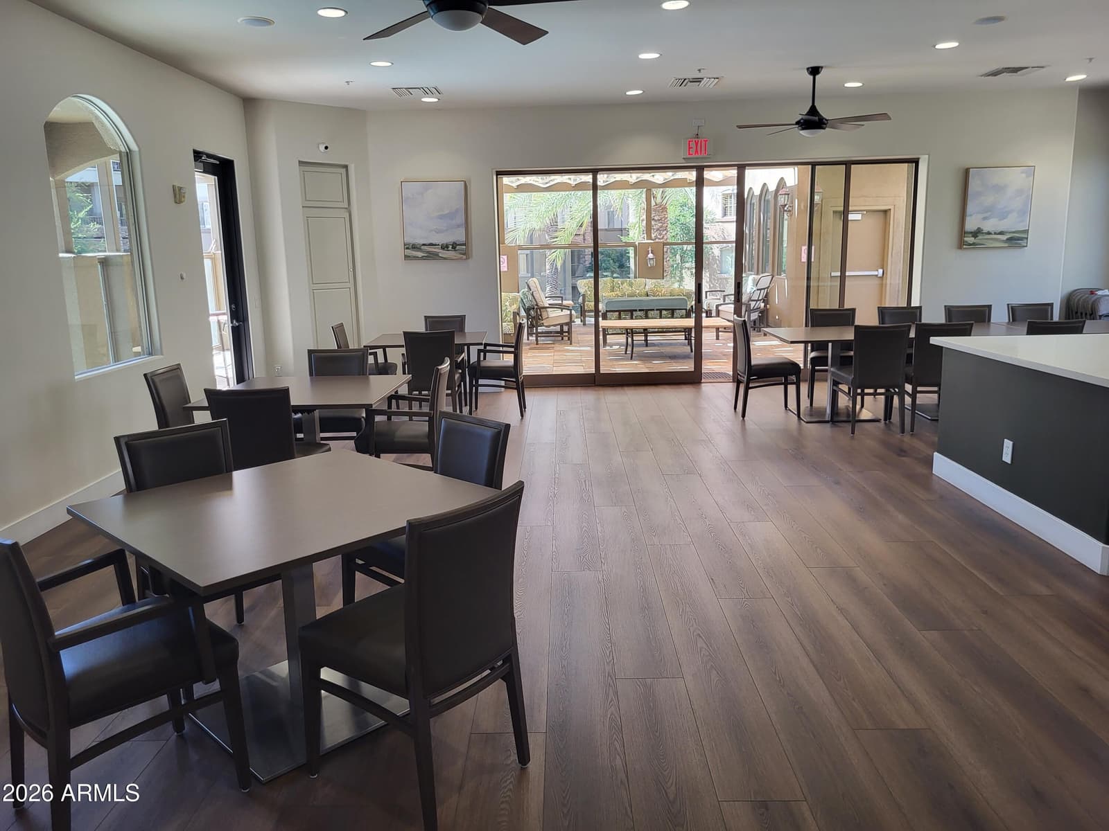 5350 E DEER VALLEY Drive 1249, Phoenix, AZ 85054 — photo 26 of 53