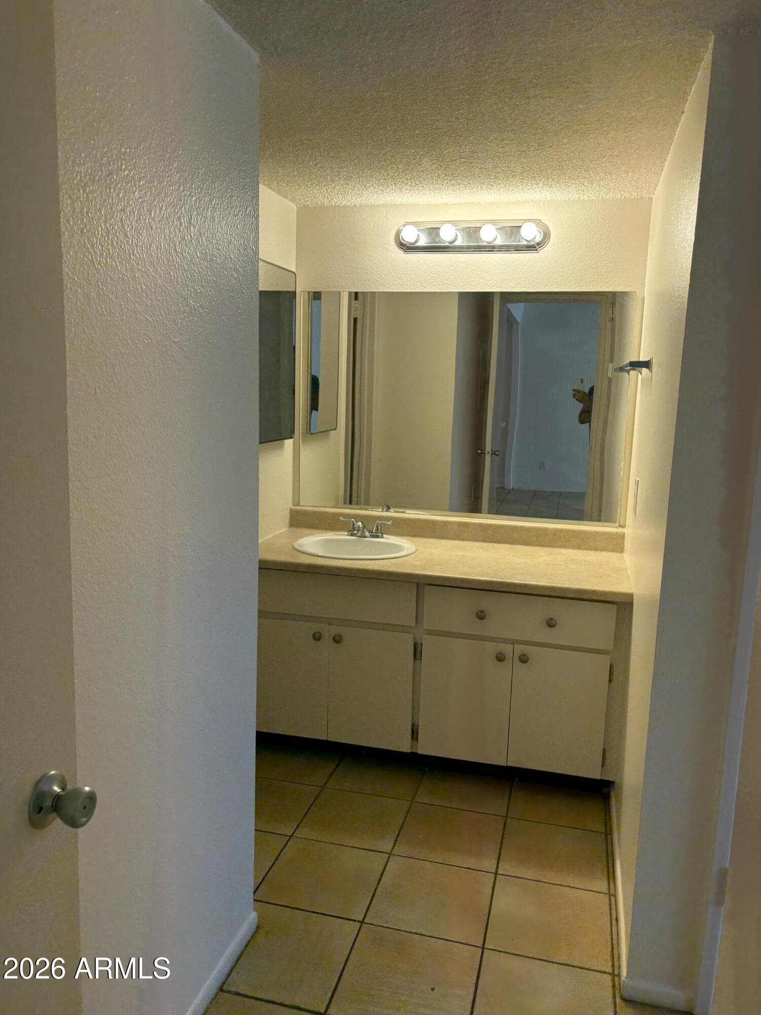 1701 W TUCKEY Lane 138, Phoenix, AZ 85015 — photo 5 of 10