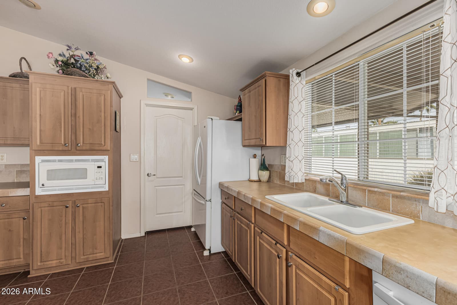 201 S GREENFIELD Road 157, Mesa, AZ 85206 — photo 21 of 49