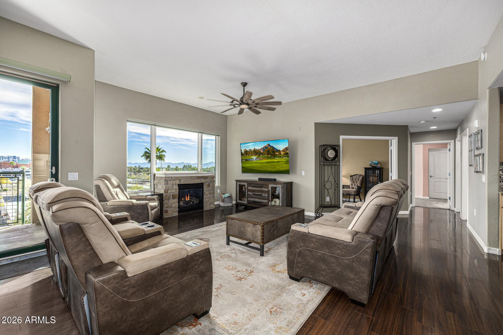 16 W ENCANTO Boulevard 408, Phoenix, AZ 85003 — photo 13 of 92