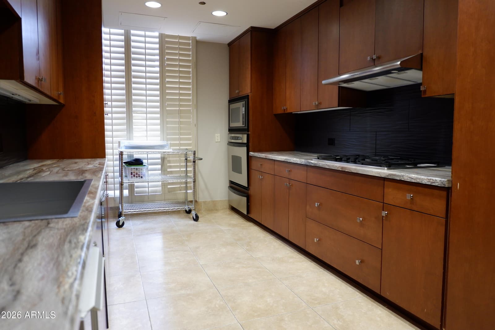 2402 E ESPLANADE Lane 901, Phoenix, AZ 85016 — photo 15 of 26