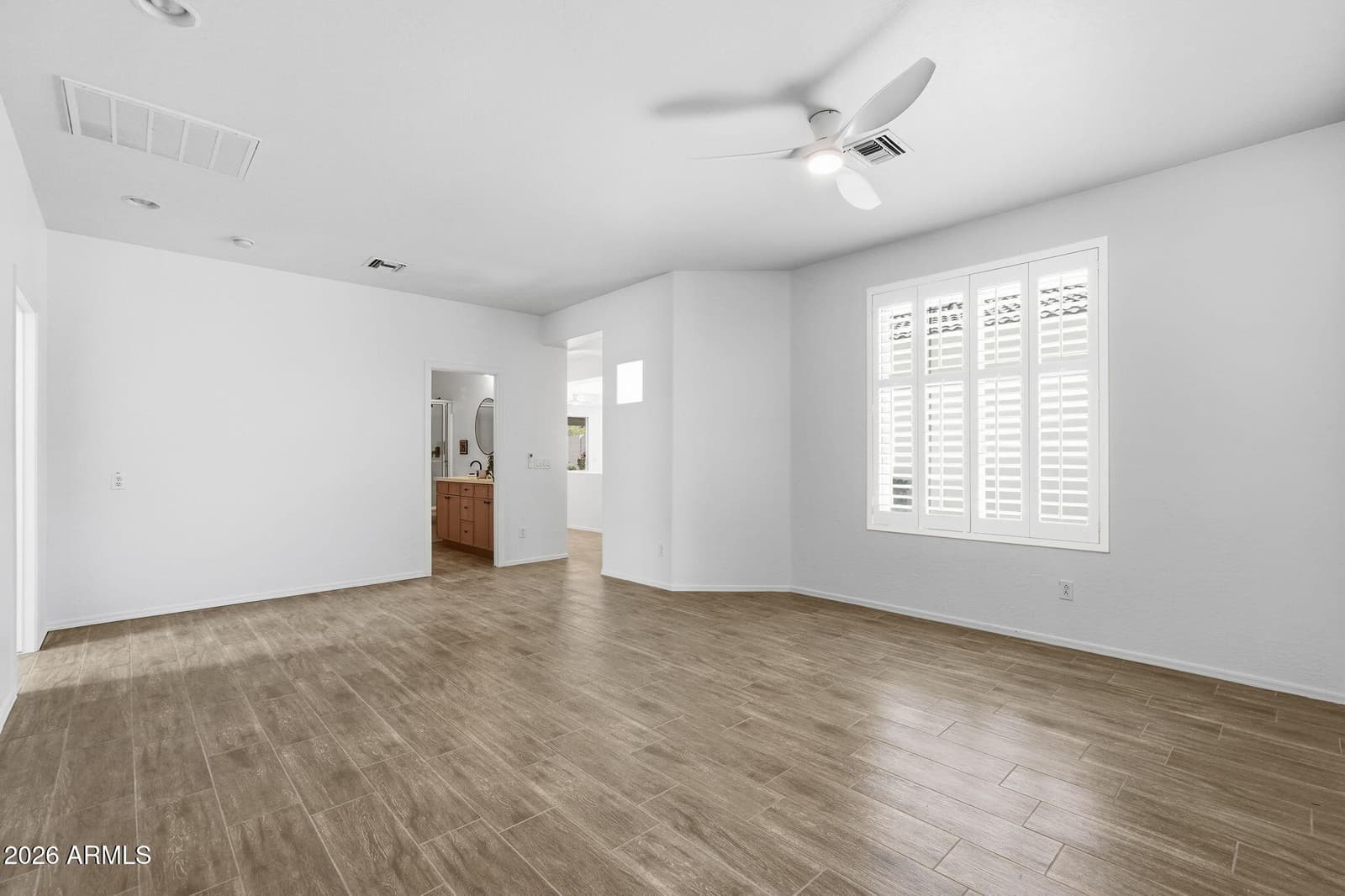 5922 W GAMBIT Trail, Phoenix, AZ 85083 — photo 7 of 43