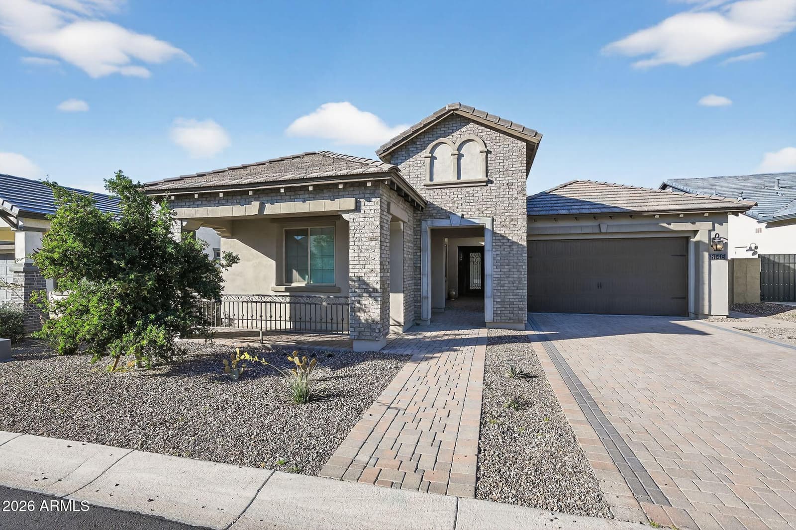 8146 E JUNE Street, Mesa, AZ 85207 — photo 2 of 34