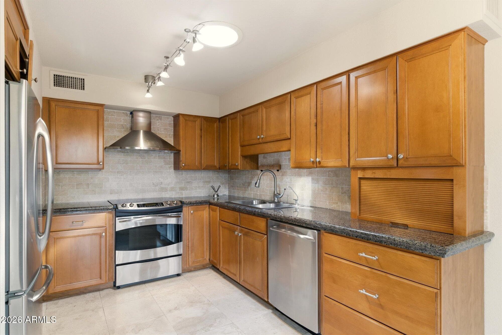 4800 N 68TH Street 153, Scottsdale, AZ 85251 — photo 4 of 15