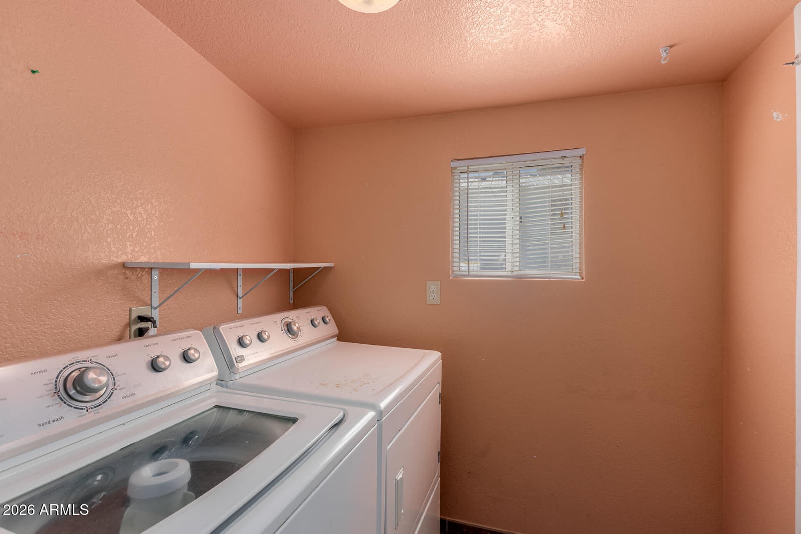 94 W ARNETT Drive, Superior, AZ 85173 — photo 26 of 35
