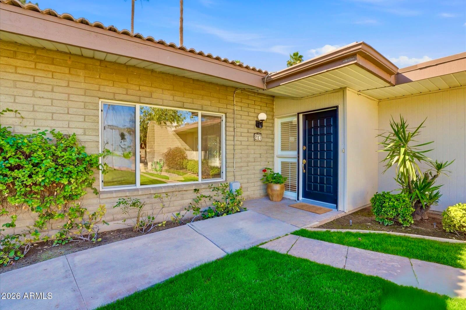 4800 N 68TH Street 217, Scottsdale, AZ 85251 — photo 5 of 44