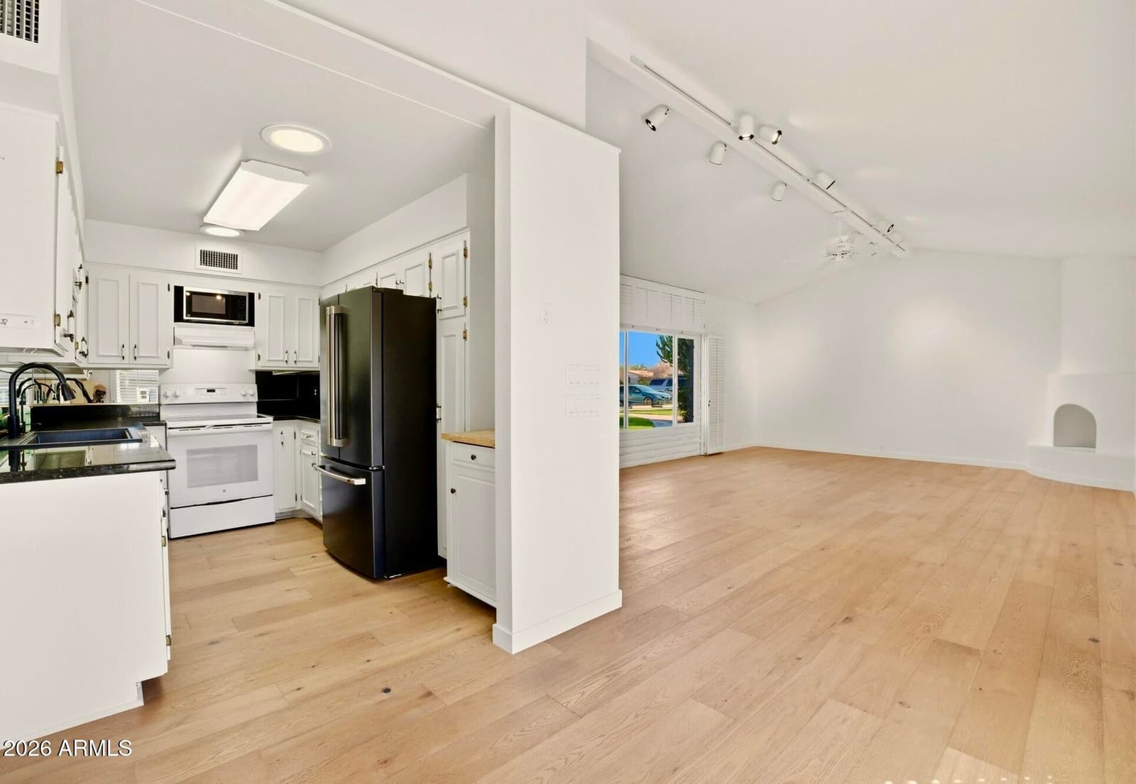 4800 N 68TH Street 217, Scottsdale, AZ 85251 — photo 13 of 44