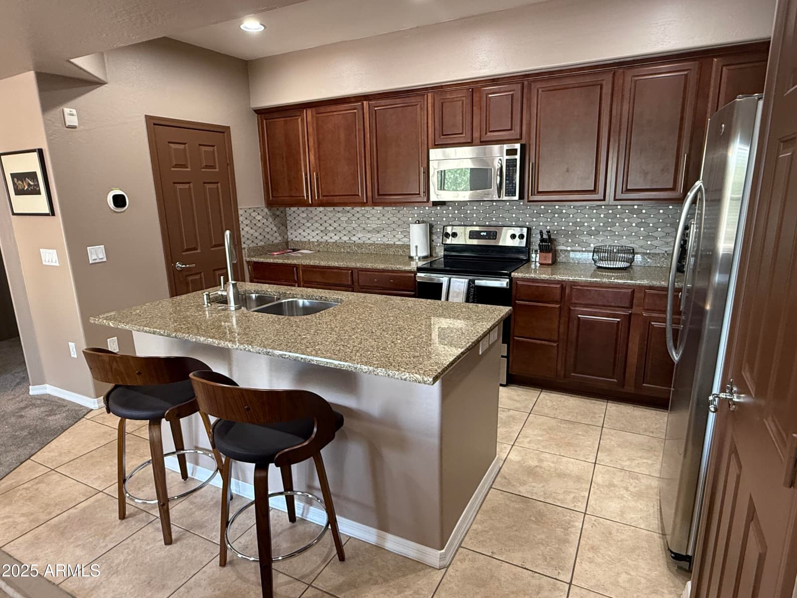 3935 E Rough Rider Road 1014, Phoenix, AZ 85050 — photo 5 of 39