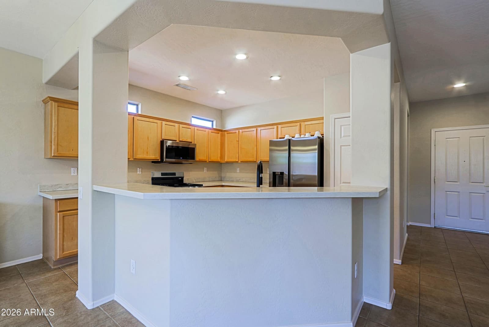 20862 N SEQUOIA CREST Drive, Surprise, AZ 85387 — photo 10 of 33