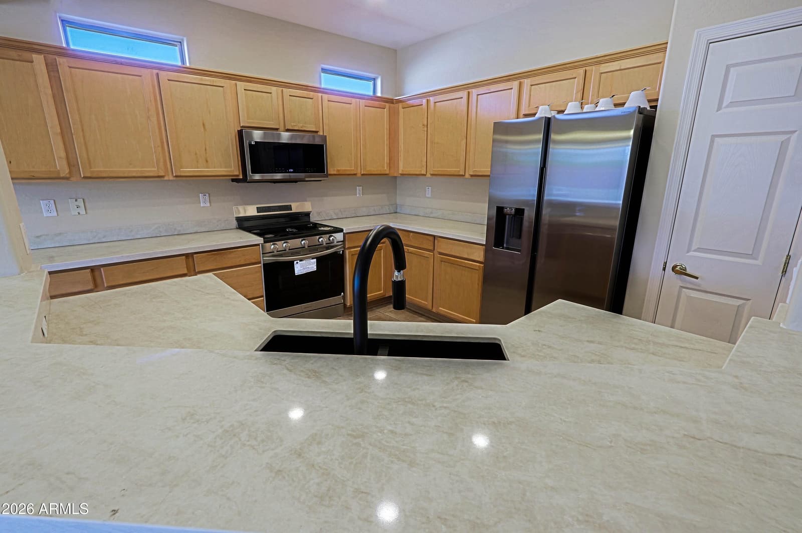 20862 N SEQUOIA CREST Drive, Surprise, AZ 85387 — photo 11 of 33