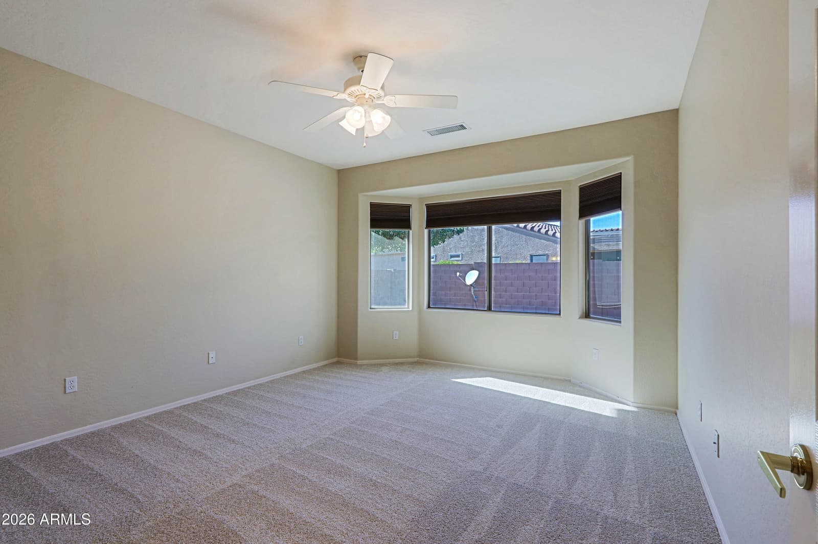 20862 N SEQUOIA CREST Drive, Surprise, AZ 85387 — photo 17 of 33