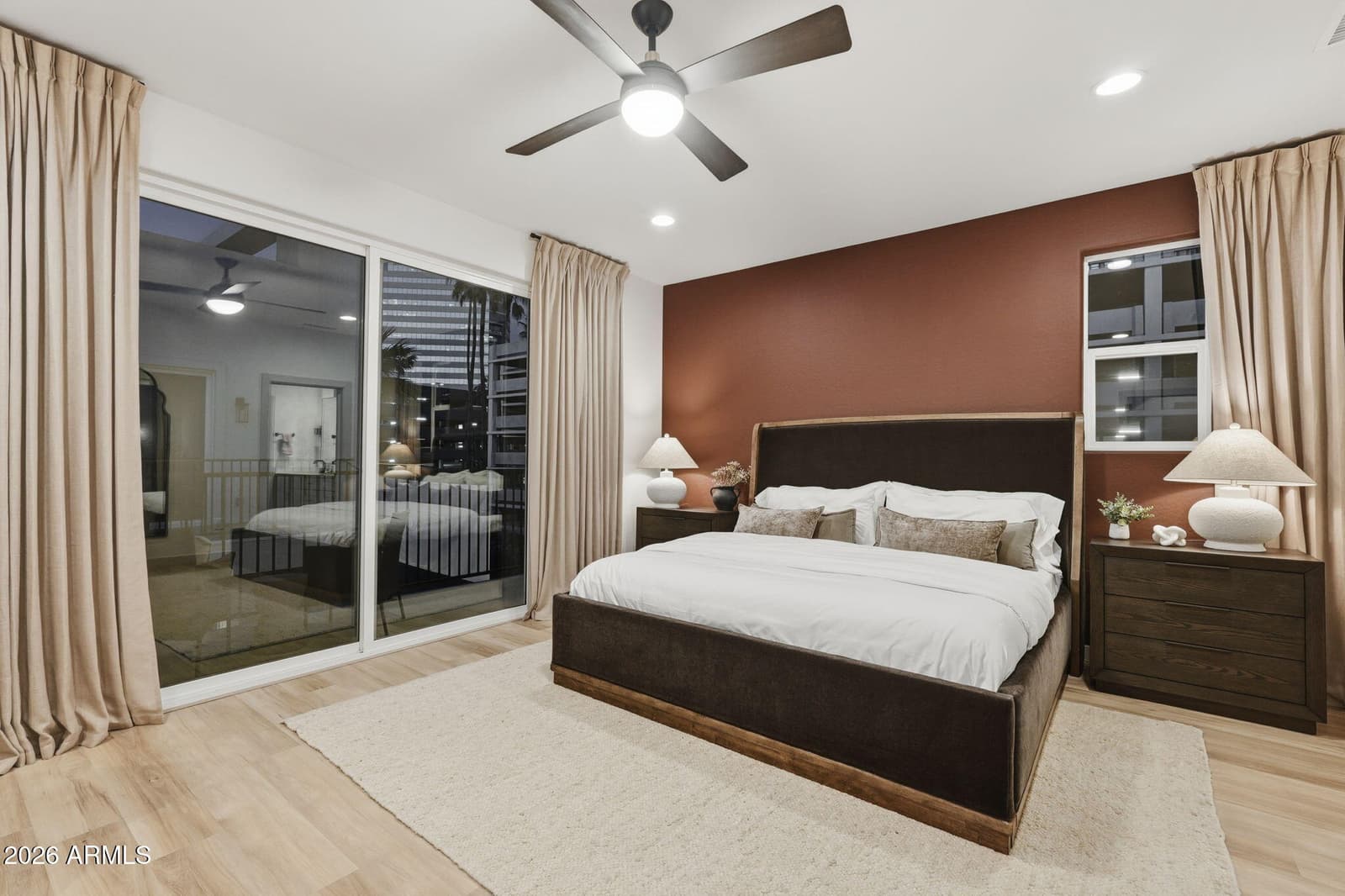 127 W HOLCOMB Lane, Phoenix, AZ 85003 — photo 16 of 35
