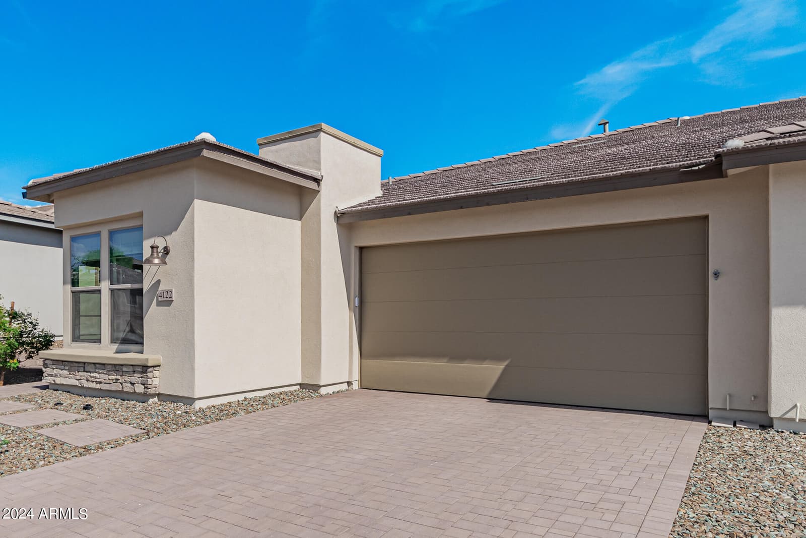 4122 DESERT MOON Drive, Wickenburg, AZ 85390 — photo 3 of 28