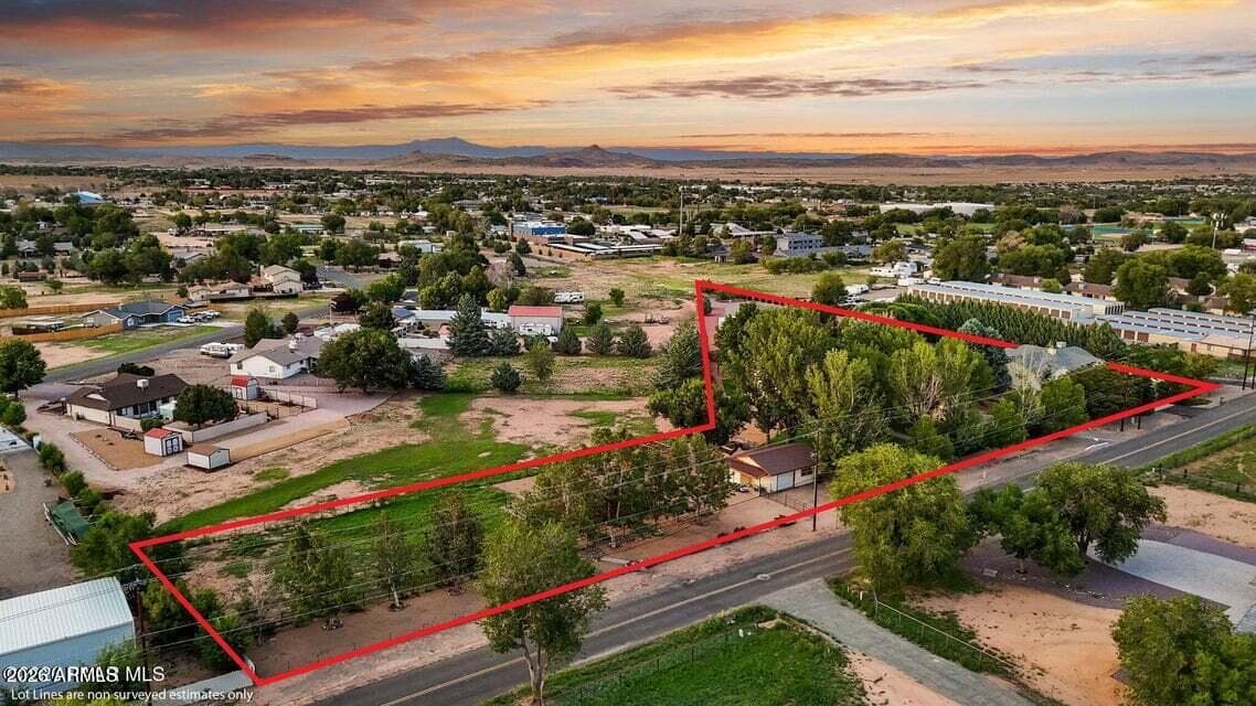 560 W CENTER Street, Chino Valley, AZ 86323 — photo 8 of 62