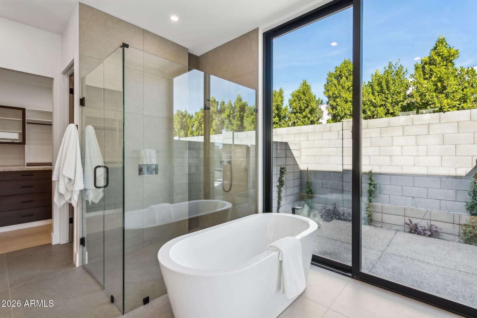 1832 E PALMAIRE Avenue, Phoenix, AZ 85020 — photo 38 of 78