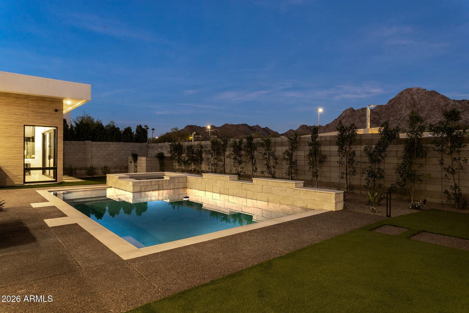 1832 E PALMAIRE Avenue, Phoenix, AZ 85020 — photo 57 of 78