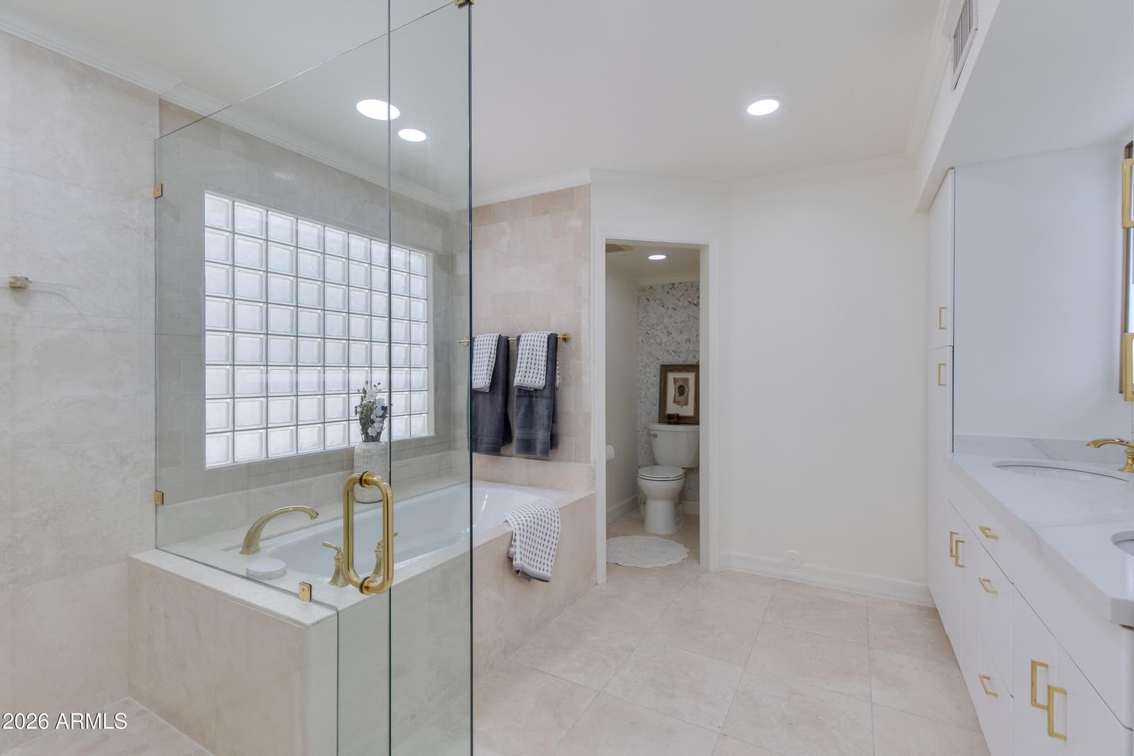 2626 E ARIZONA BILTMORE Circle 40, Phoenix, AZ 85016 — photo 11 of 38