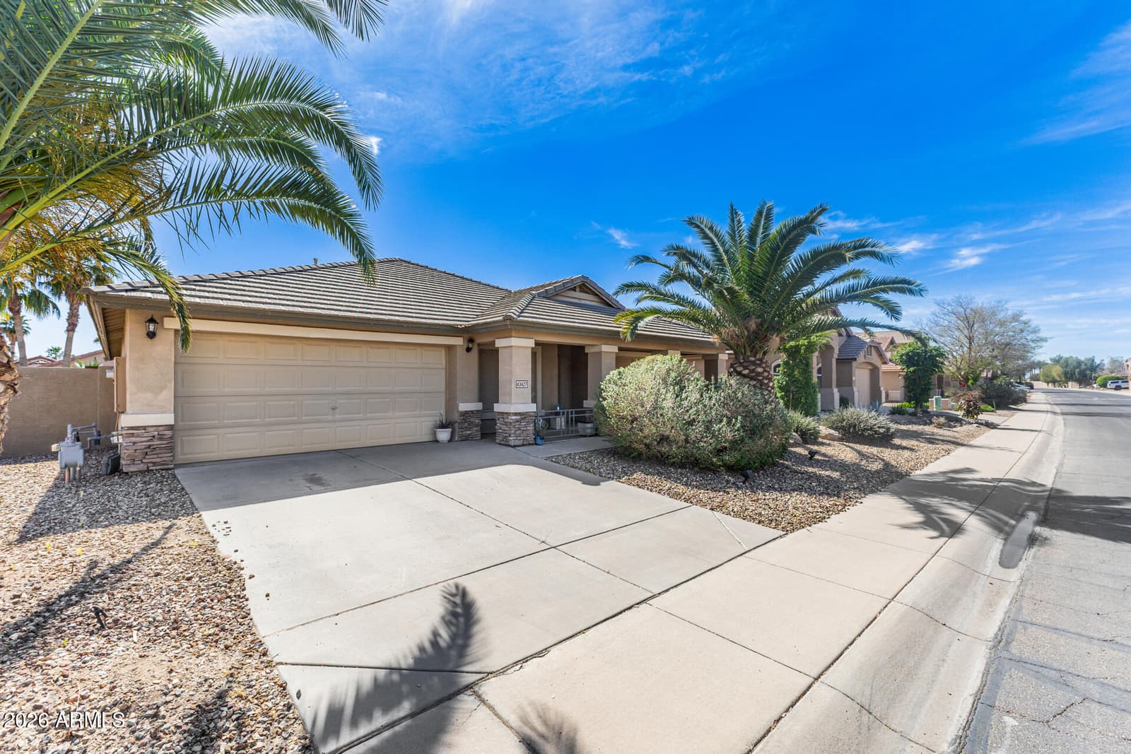 43427 W COURTNEY Drive, Maricopa, AZ 85138 — photo 2 of 28