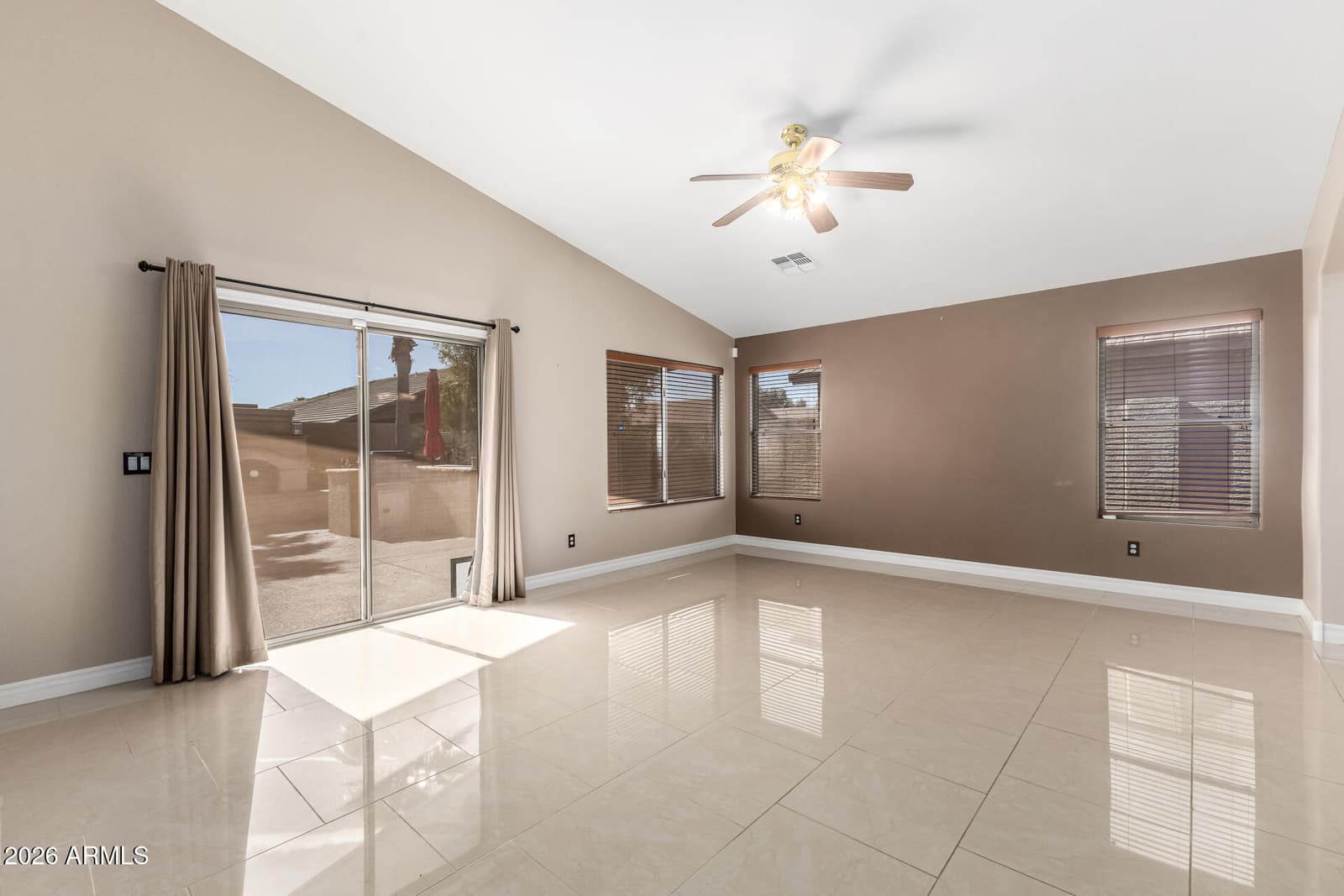 43427 W COURTNEY Drive, Maricopa, AZ 85138 — photo 7 of 28