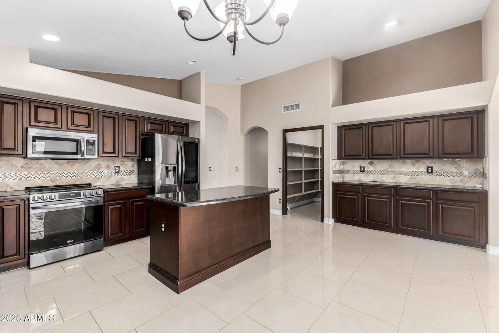 43427 W COURTNEY Drive, Maricopa, AZ 85138 — photo 9 of 28