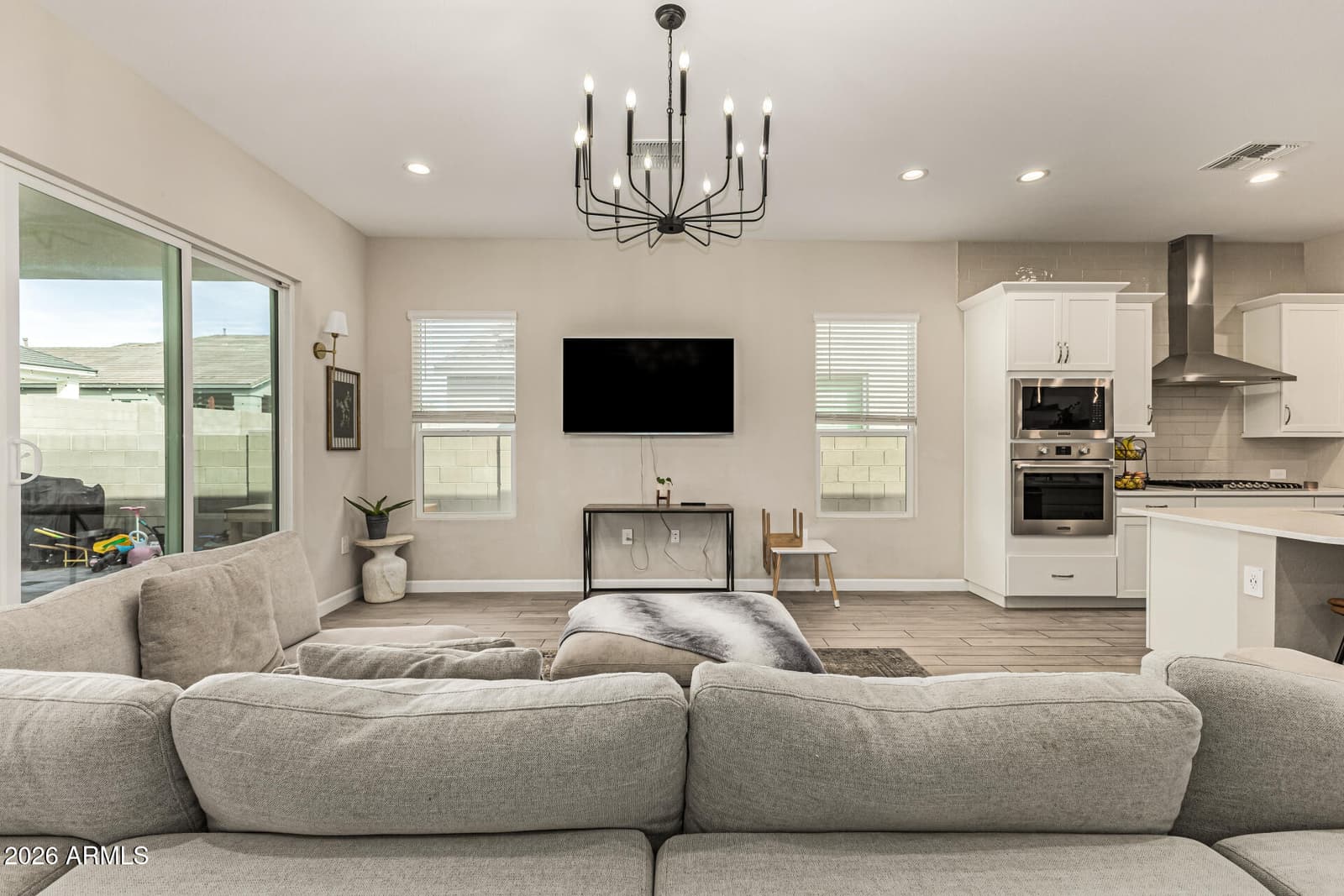 10306 W DEANNA Drive, Peoria, AZ 85382 — photo 14 of 30