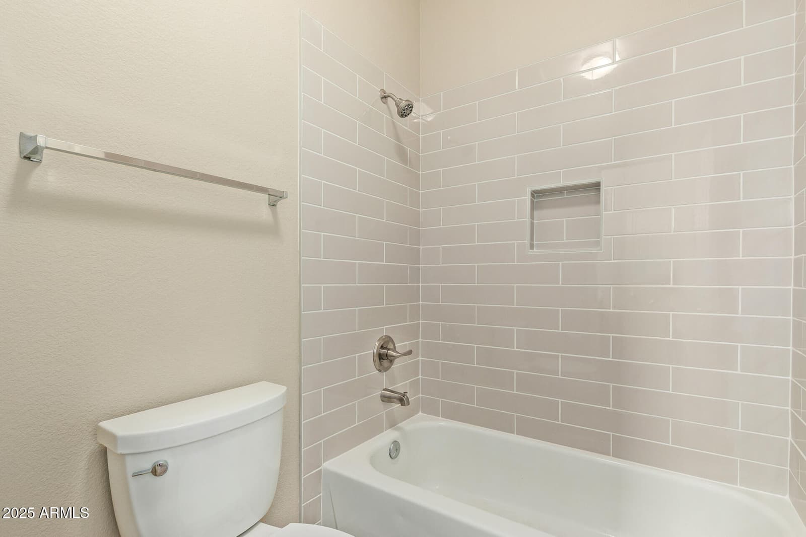 434 E SHEFFIELD Avenue, Gilbert, AZ 85296 — photo 16 of 35