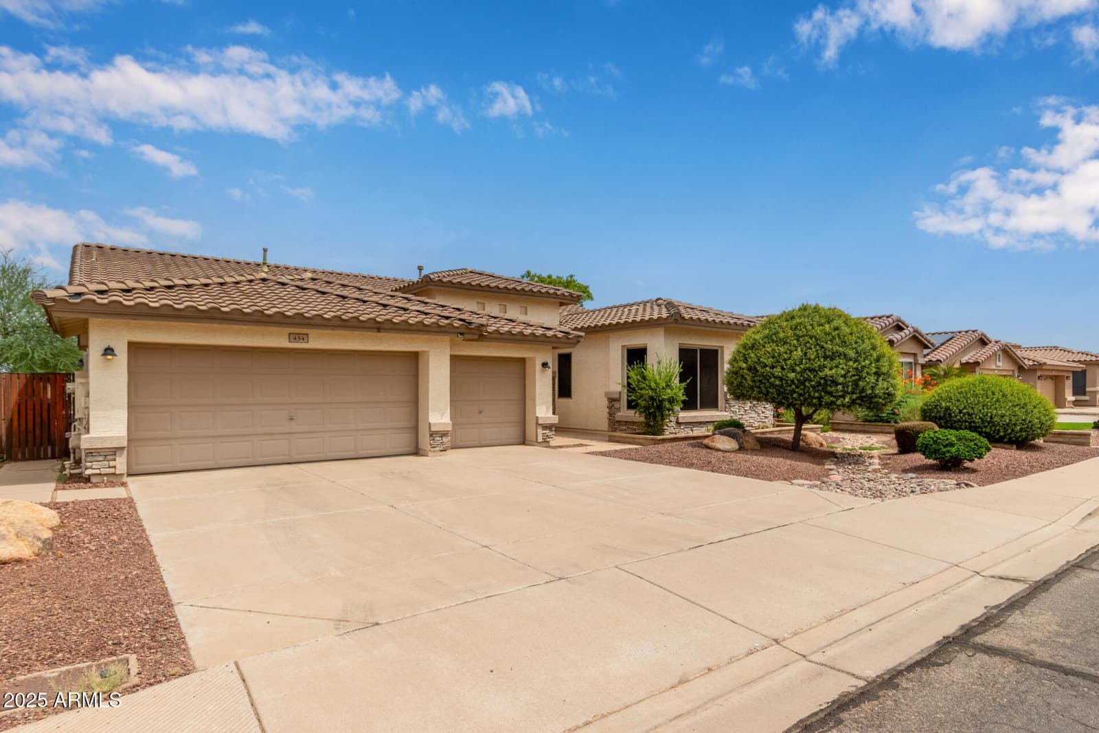434 E SHEFFIELD Avenue, Gilbert, AZ 85296 — photo 32 of 35