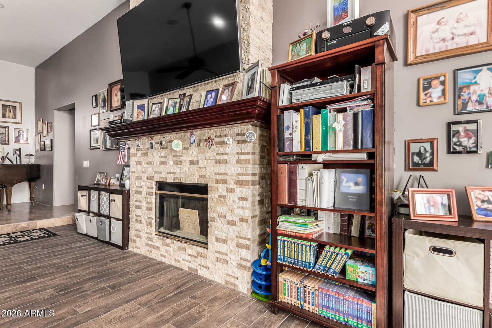 8621 W VIA MONTOYA Drive, Peoria, AZ 85383 — photo 9 of 55