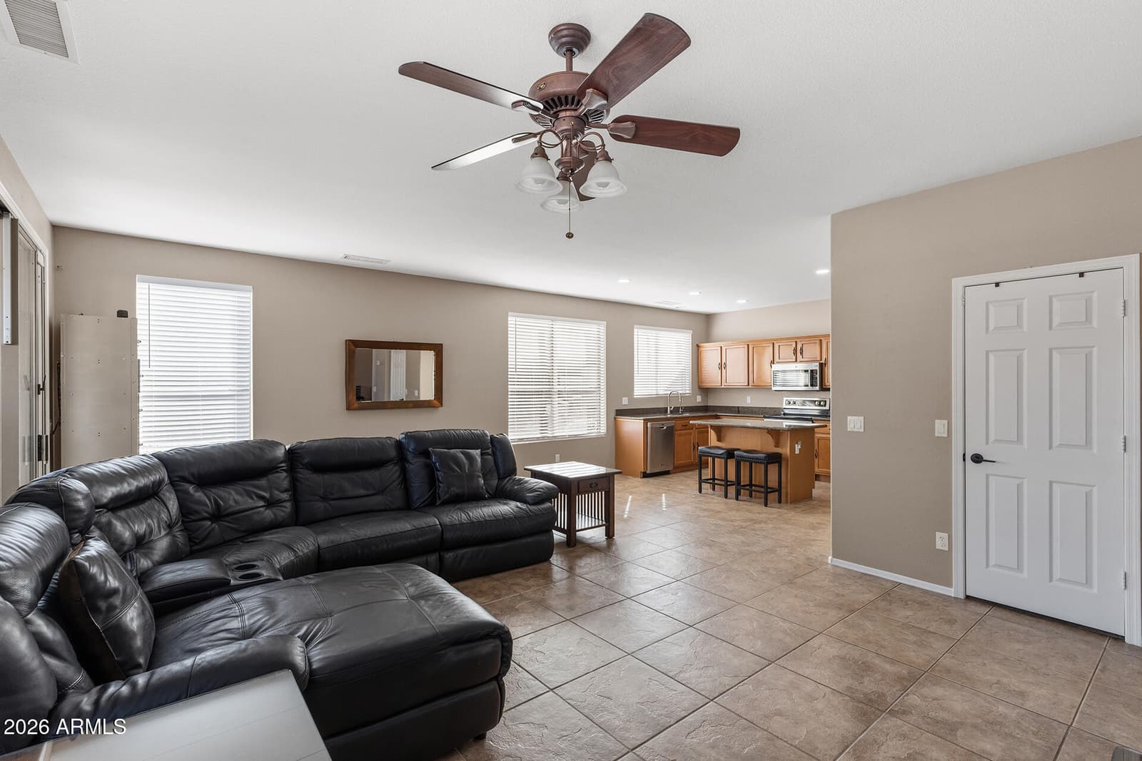 25815 N 67TH Drive, Peoria, AZ 85383 — photo 9 of 37