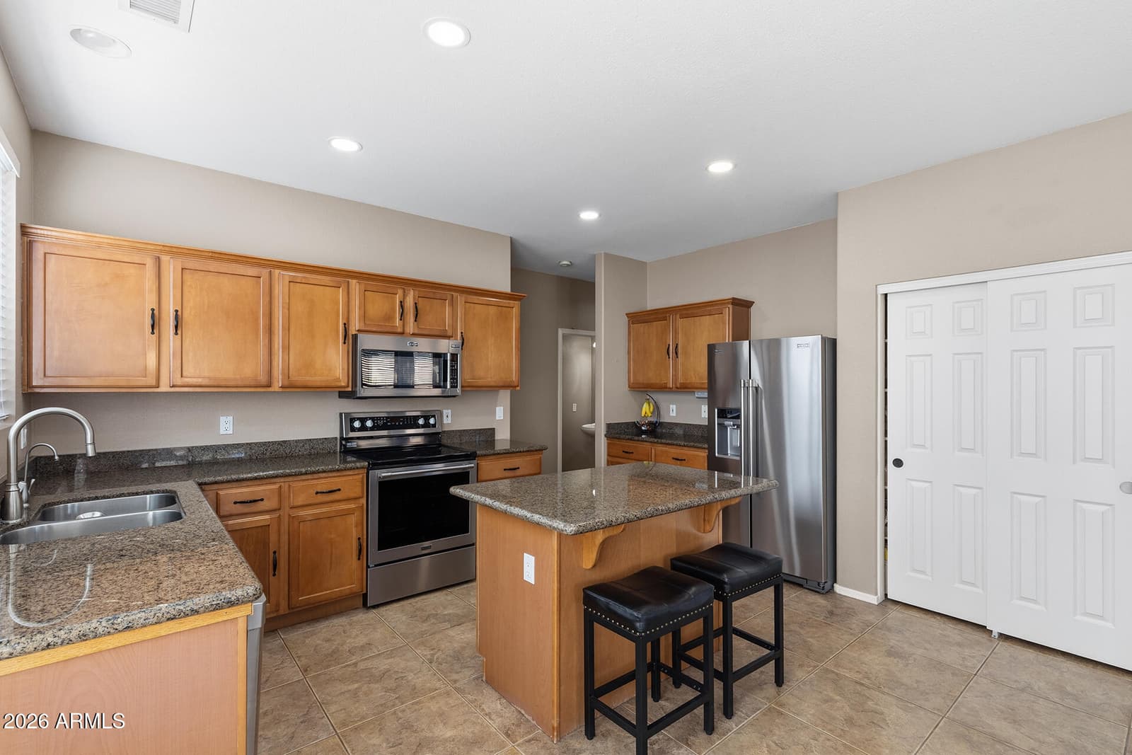 25815 N 67TH Drive, Peoria, AZ 85383 — photo 10 of 37