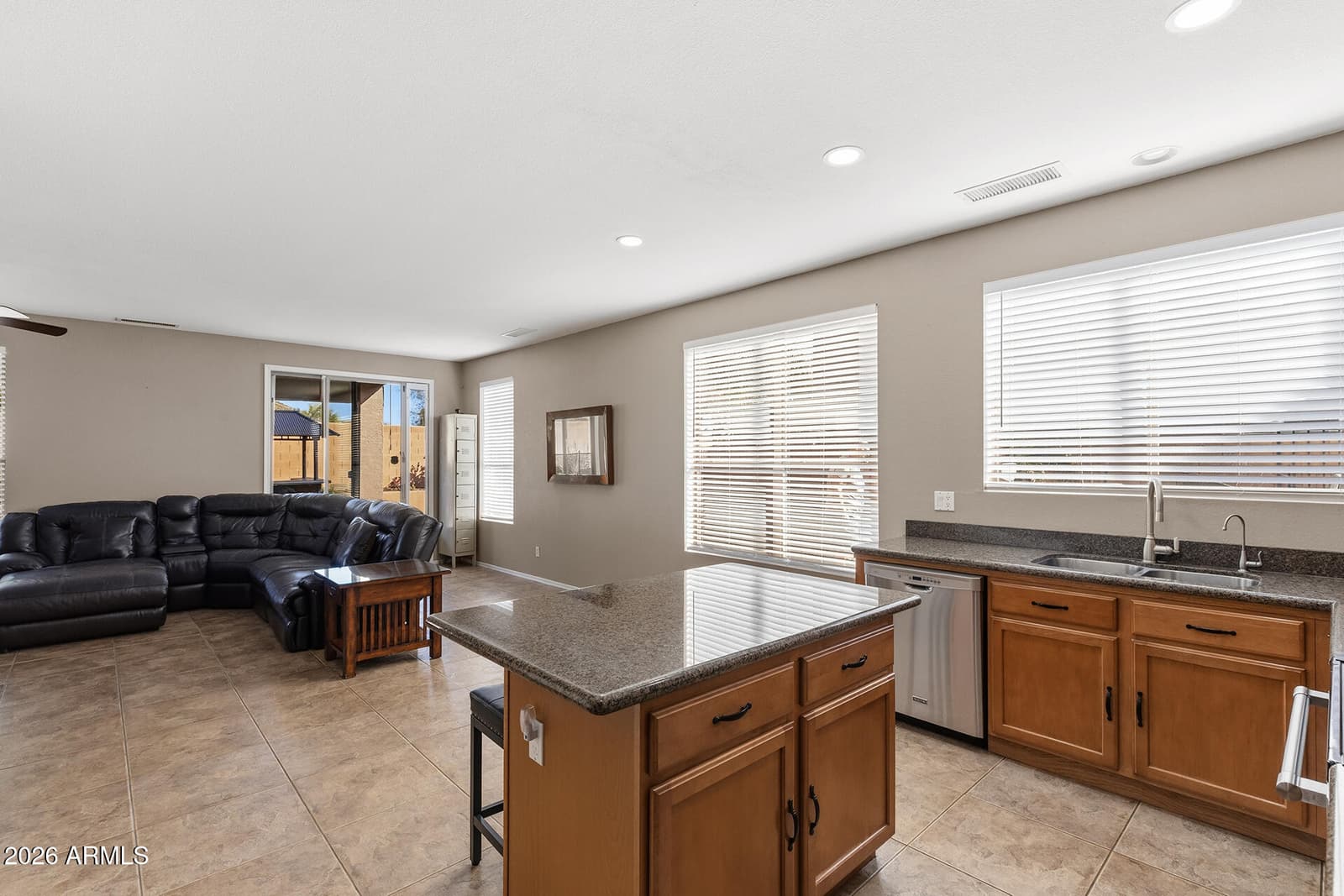 25815 N 67TH Drive, Peoria, AZ 85383 — photo 13 of 37