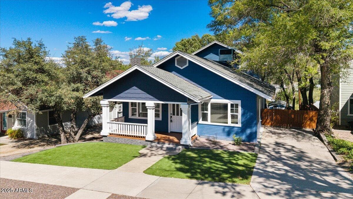 337 S MOUNT VERNON Avenue, Prescott, AZ 86303 — photo 1 of 44