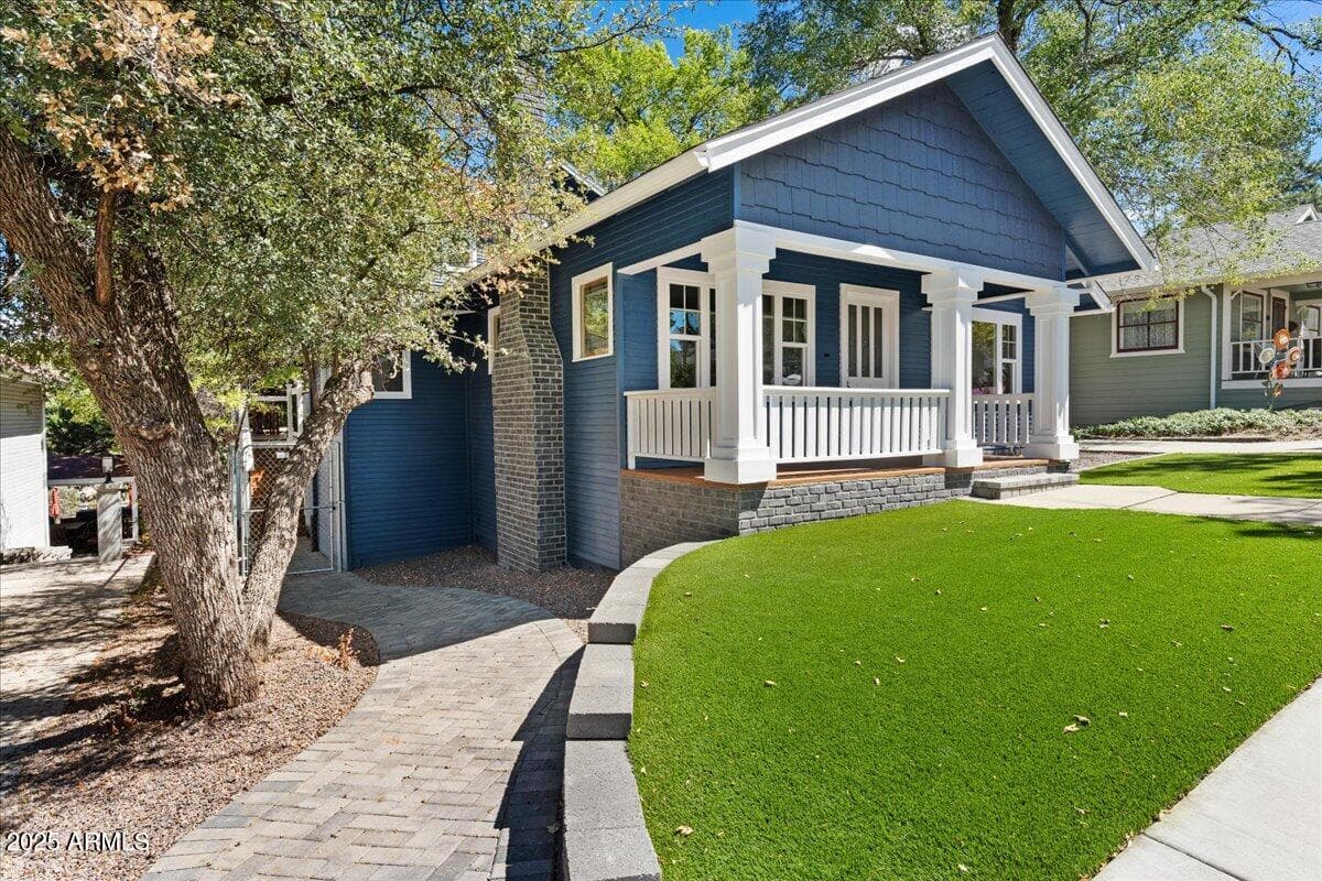 337 S MOUNT VERNON Avenue, Prescott, AZ 86303 — photo 2 of 44