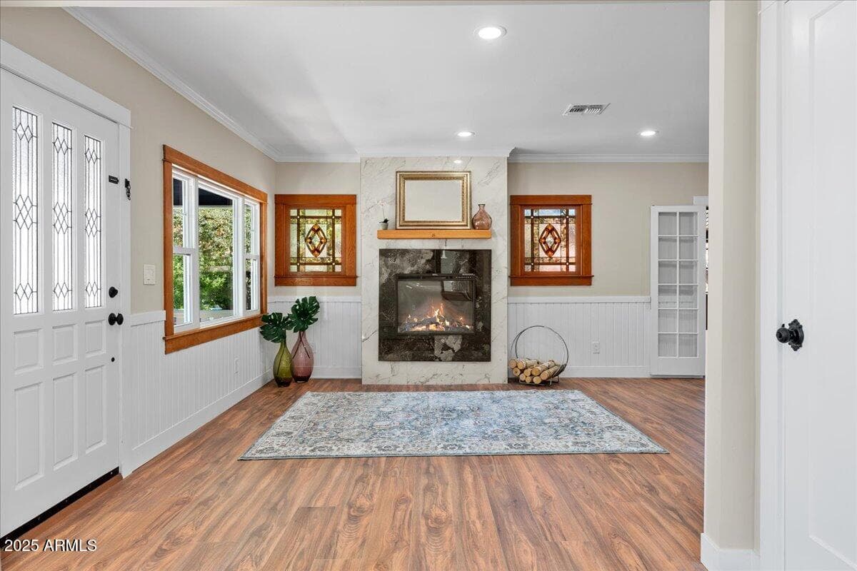 337 S MOUNT VERNON Avenue, Prescott, AZ 86303 — photo 7 of 44