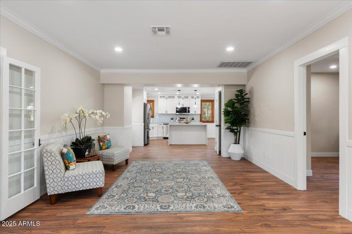 337 S MOUNT VERNON Avenue, Prescott, AZ 86303 — photo 15 of 44