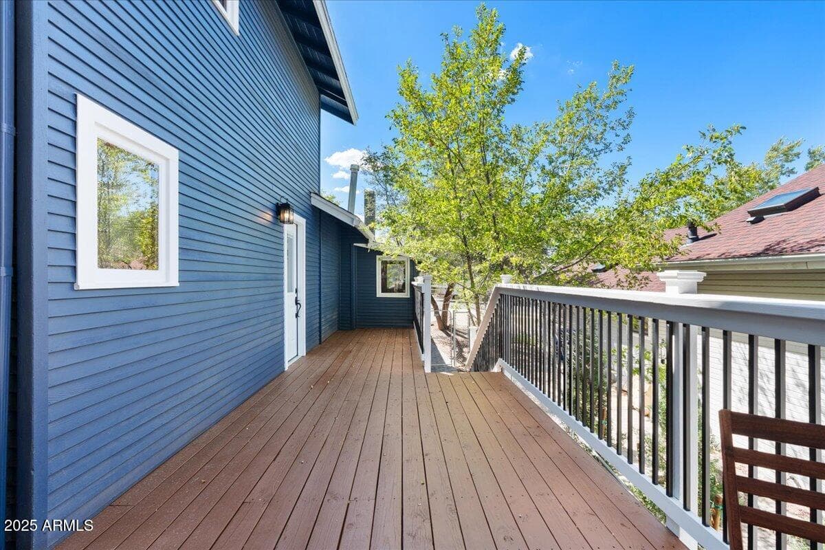 337 S MOUNT VERNON Avenue, Prescott, AZ 86303 — photo 23 of 44