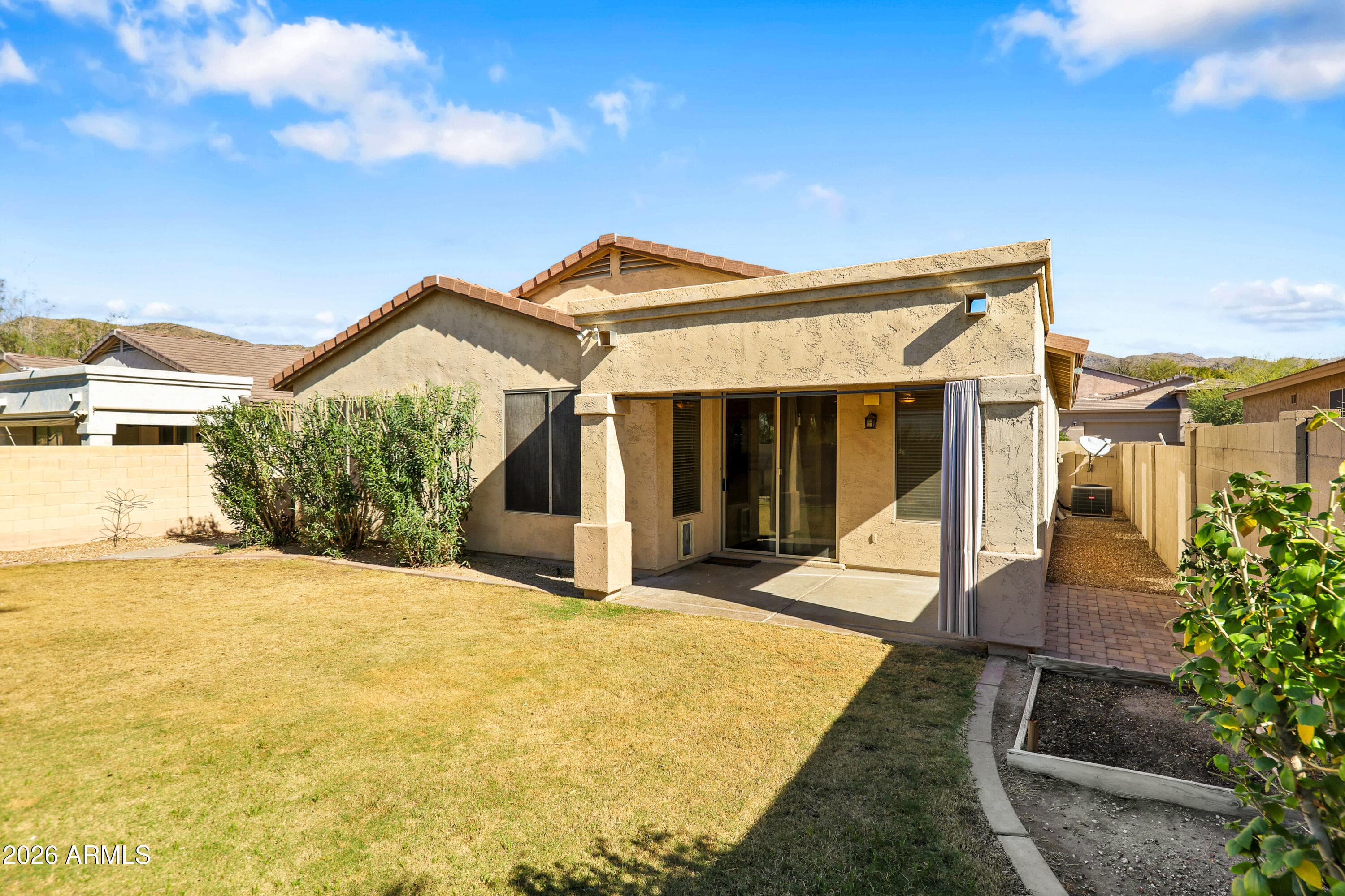 1819 W NIGHTHAWK Way, Phoenix, AZ 85045 — photo 23 of 25