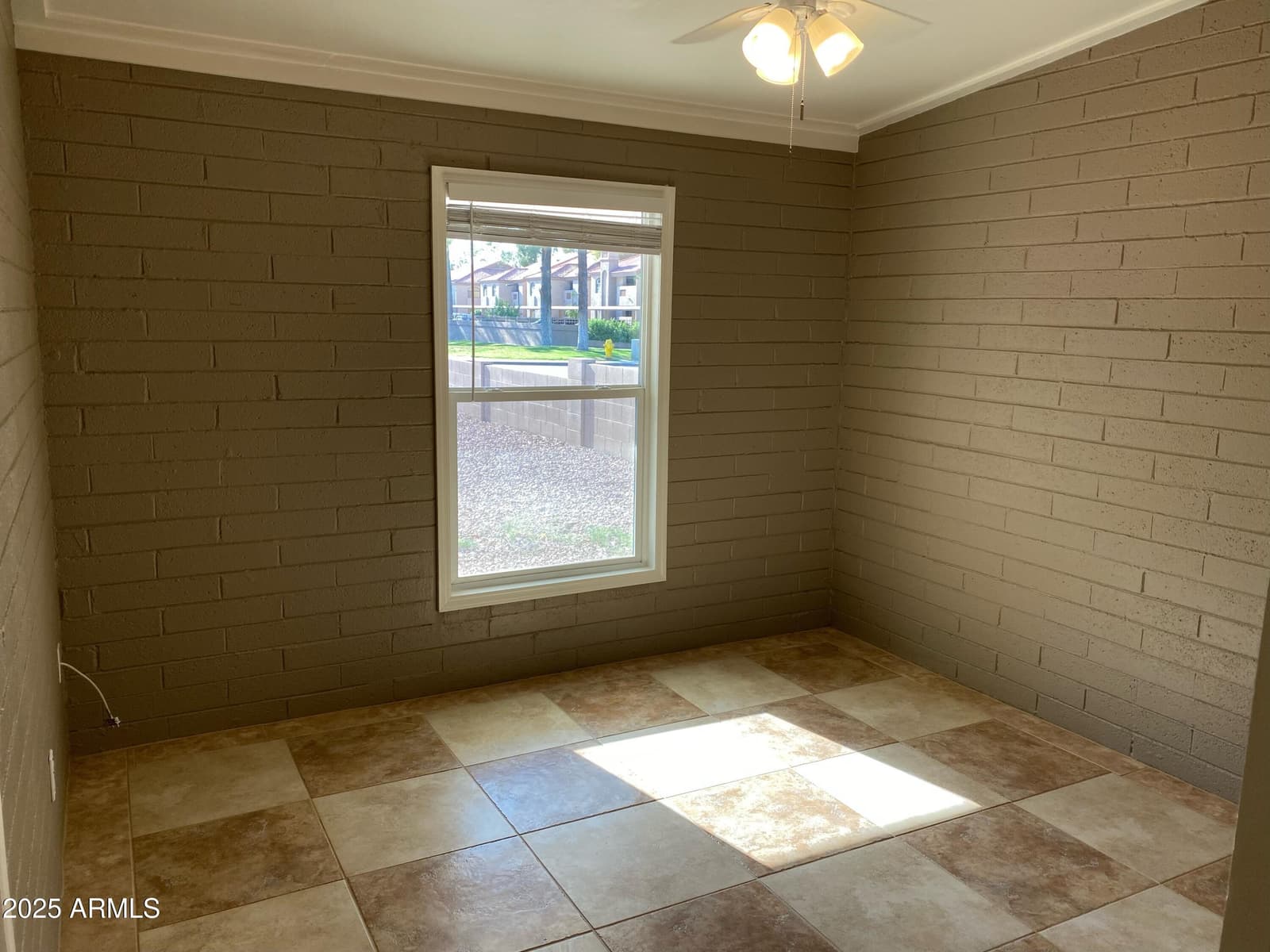 315 S BECK Avenue, Tempe, AZ 85281 — photo 10 of 31