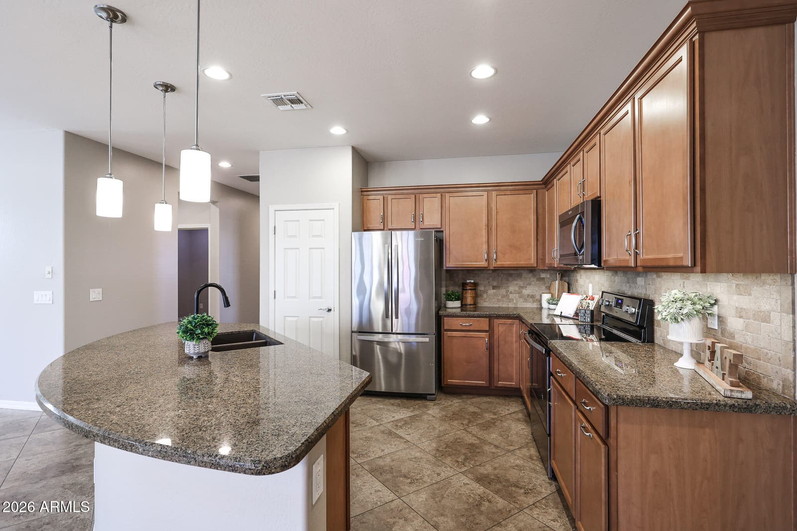 17613 W BRIARWOOD Drive, Goodyear, AZ 85338 — photo 14 of 62
