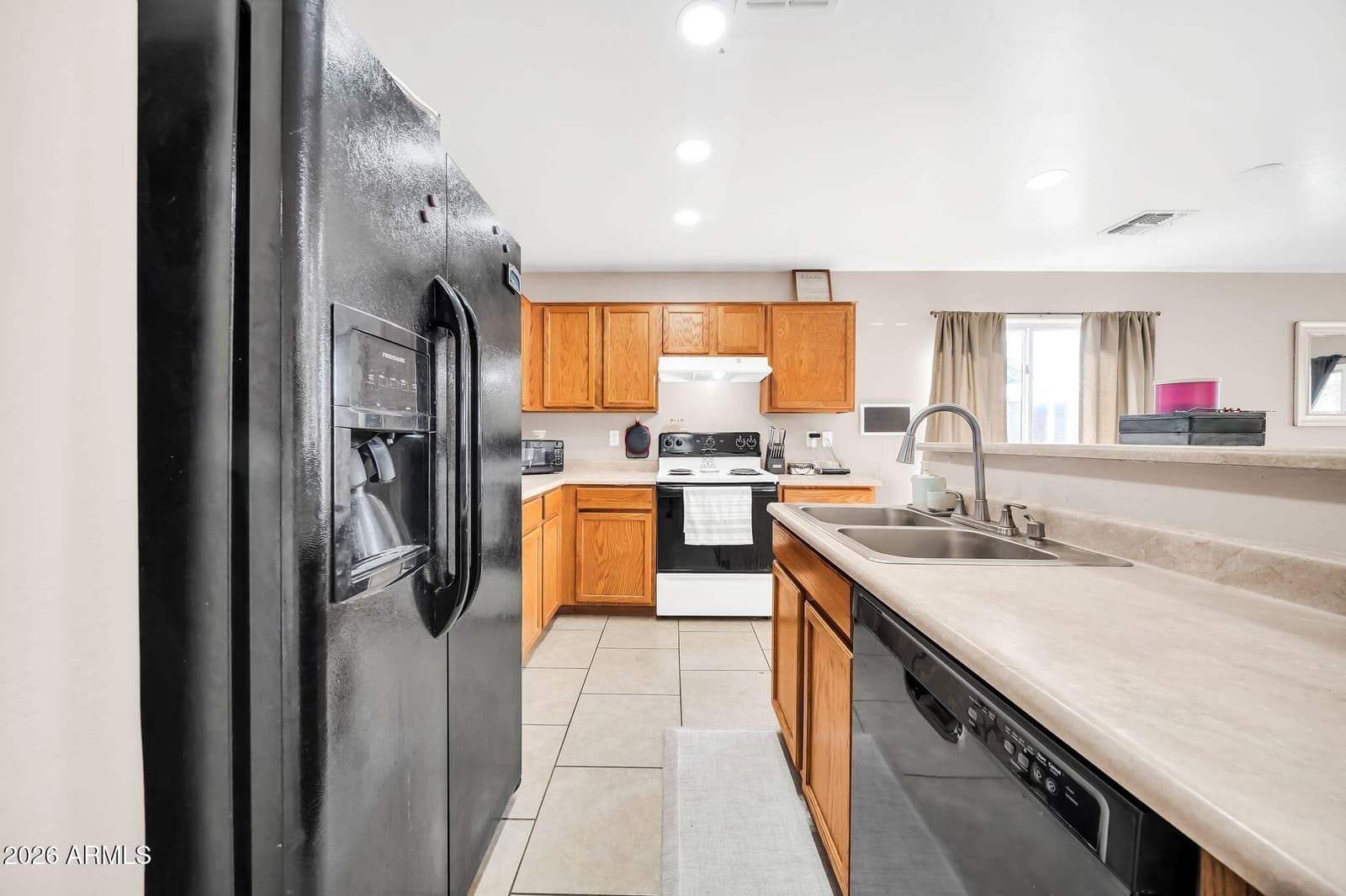 11779 W BELMONT Drive, Avondale, AZ 85323 — photo 10 of 33