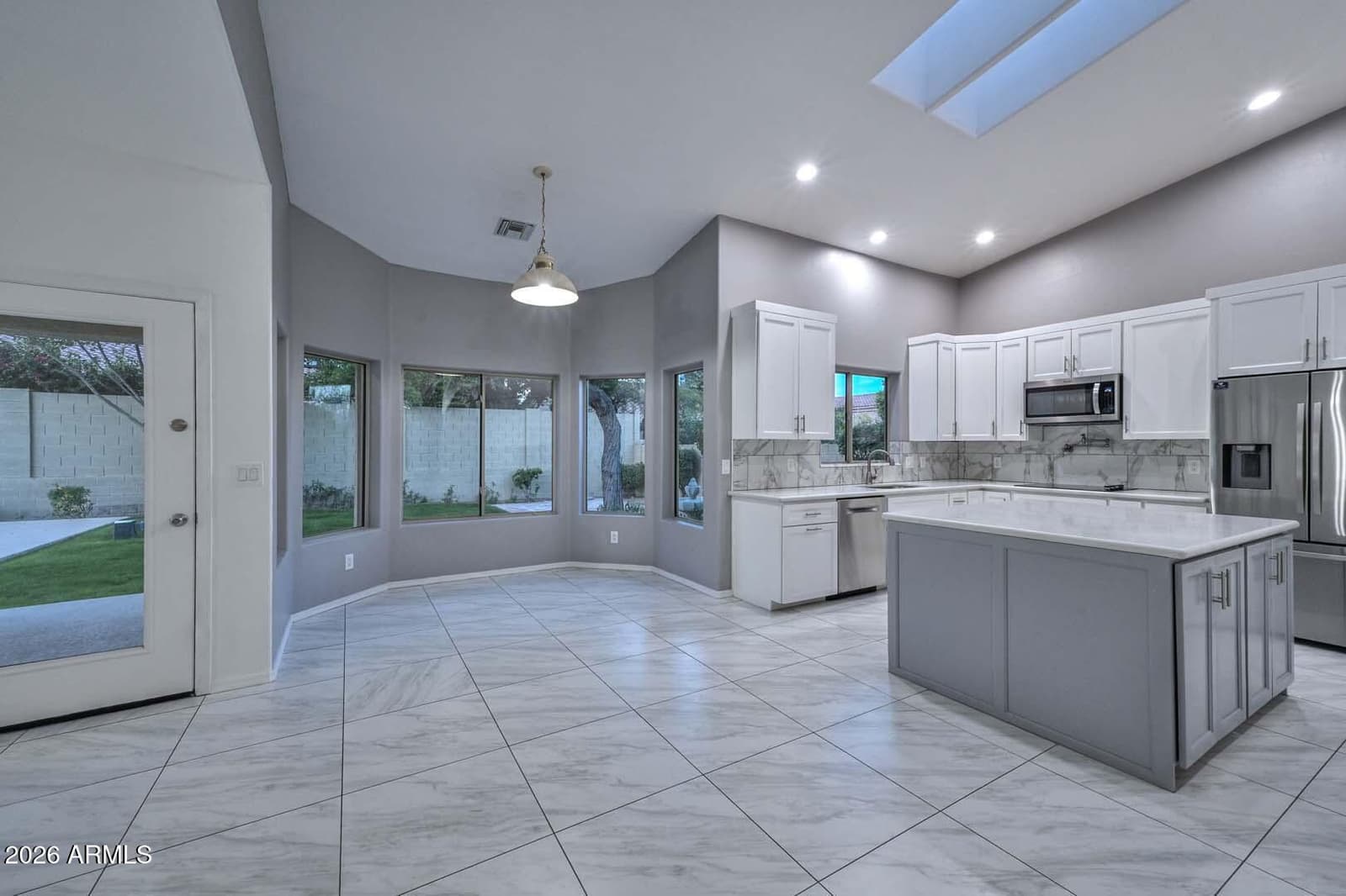 1942 E CLAIRE Drive E, Phoenix, AZ 85022 — photo 22 of 80