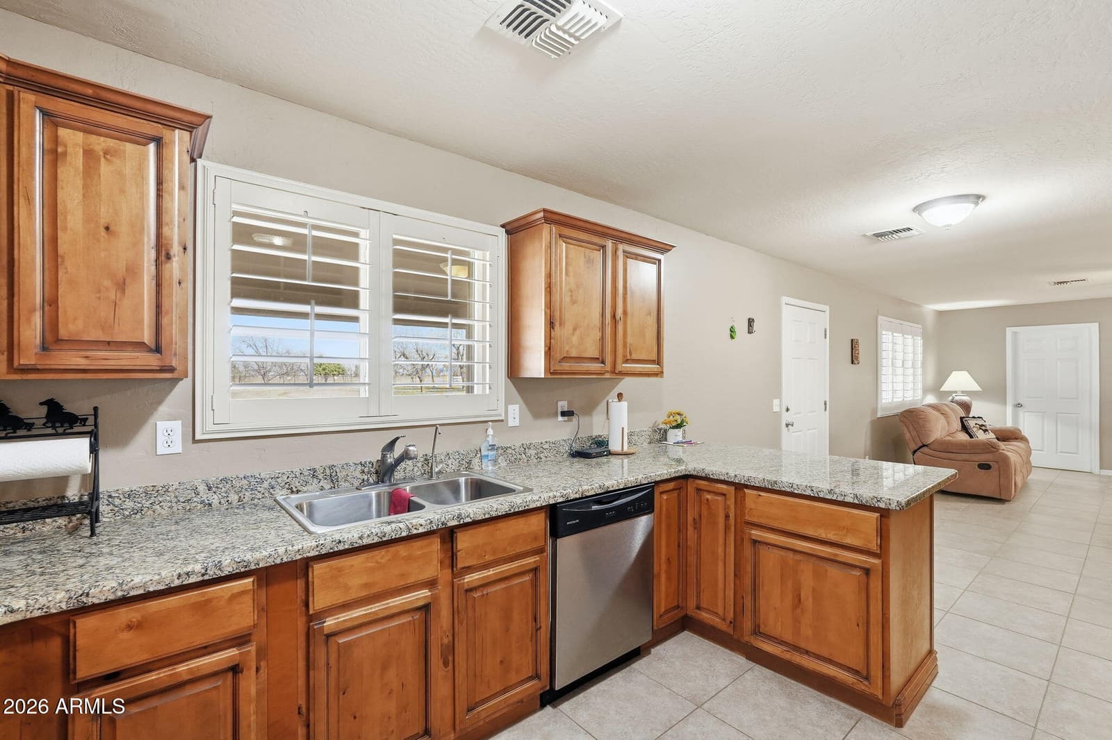 2748 E BAUGHN Avenue, Coolidge, AZ 85128 — photo 15 of 44