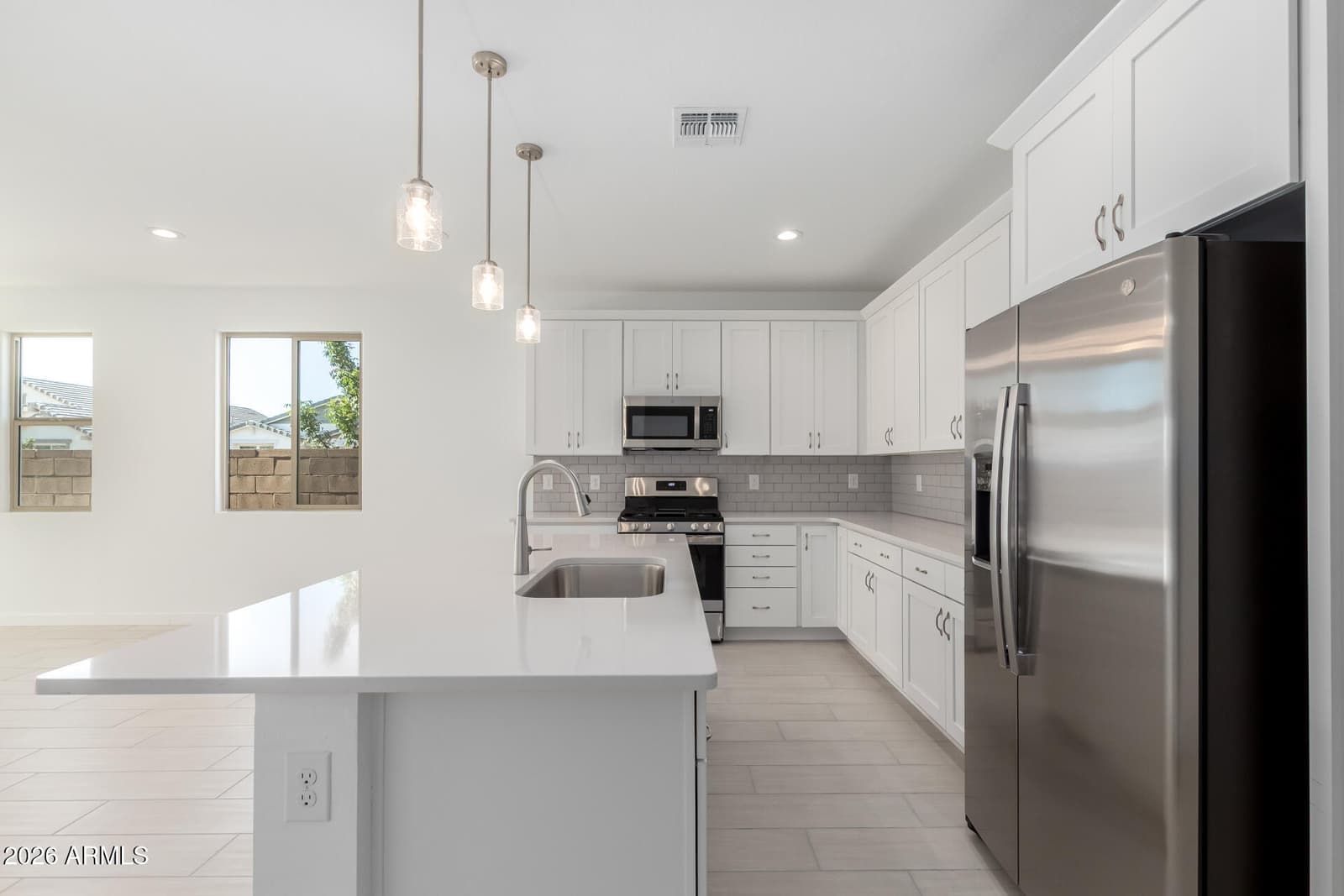 5447 W MANZANITA Drive, Glendale, AZ 85302 — photo 2 of 28