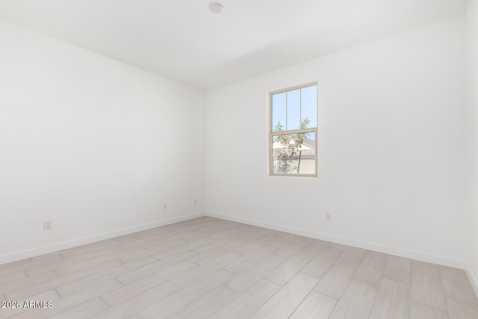 5447 W MANZANITA Drive, Glendale, AZ 85302 — photo 15 of 28