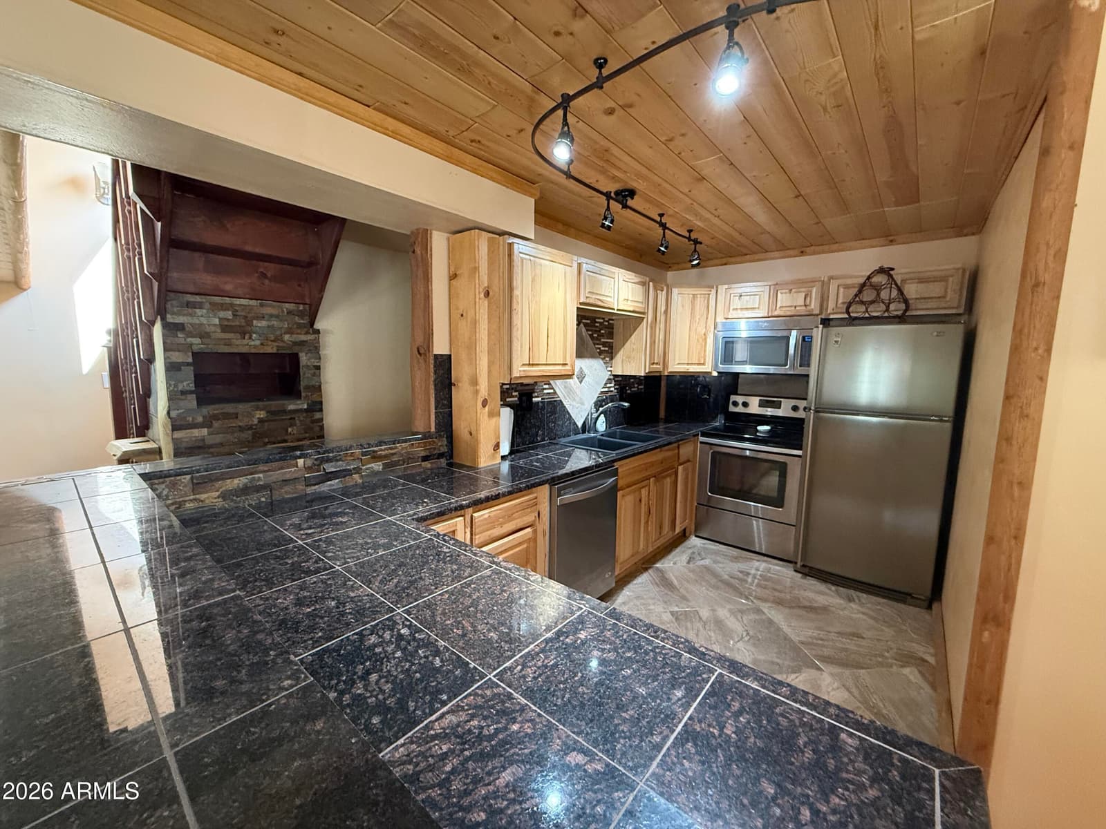 23338 S SUNNY Road, Crown King, AZ 86343 — photo 9 of 32