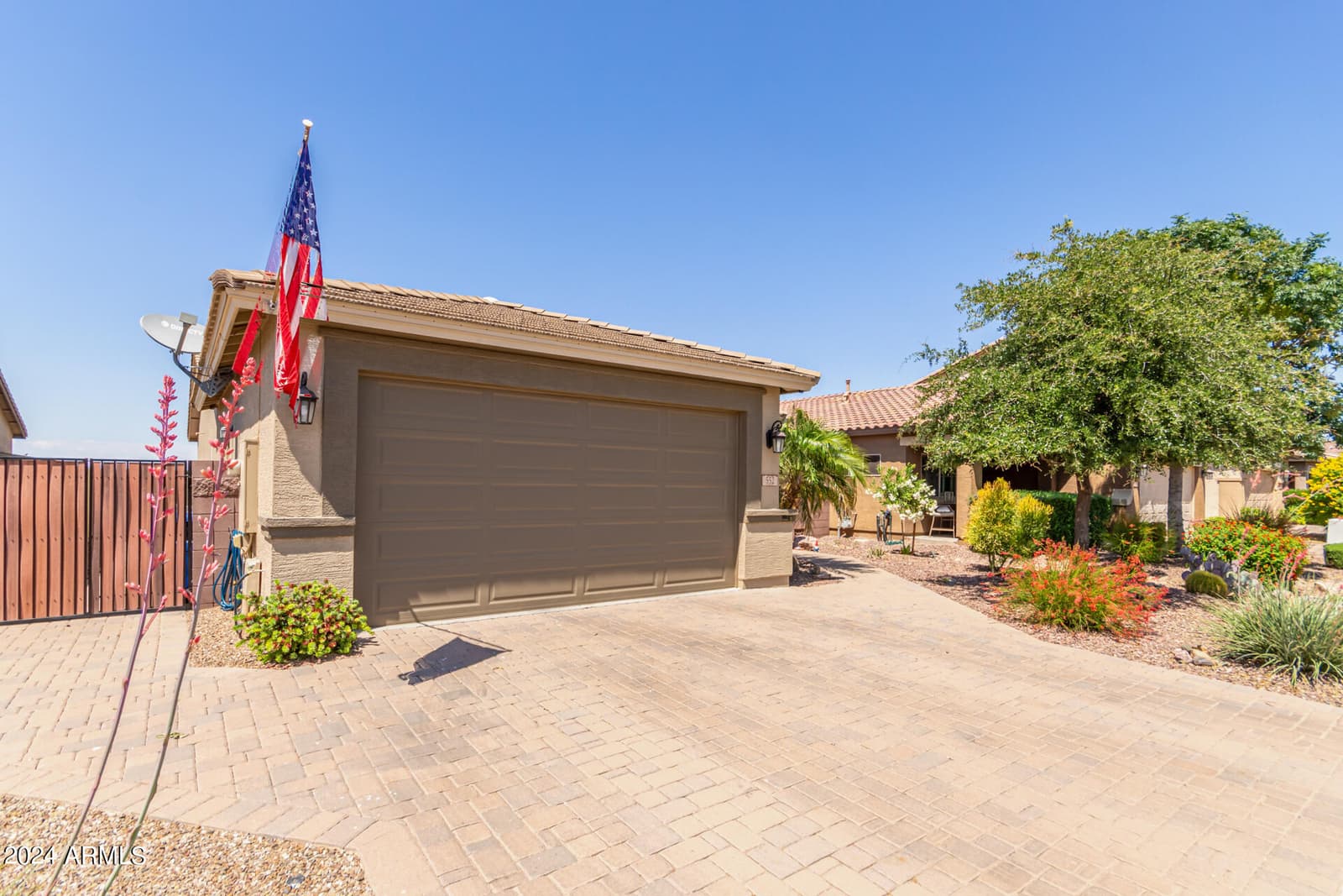 552 W HONEY LOCUST Avenue, Queen Creek, AZ 85140 — photo 5 of 29