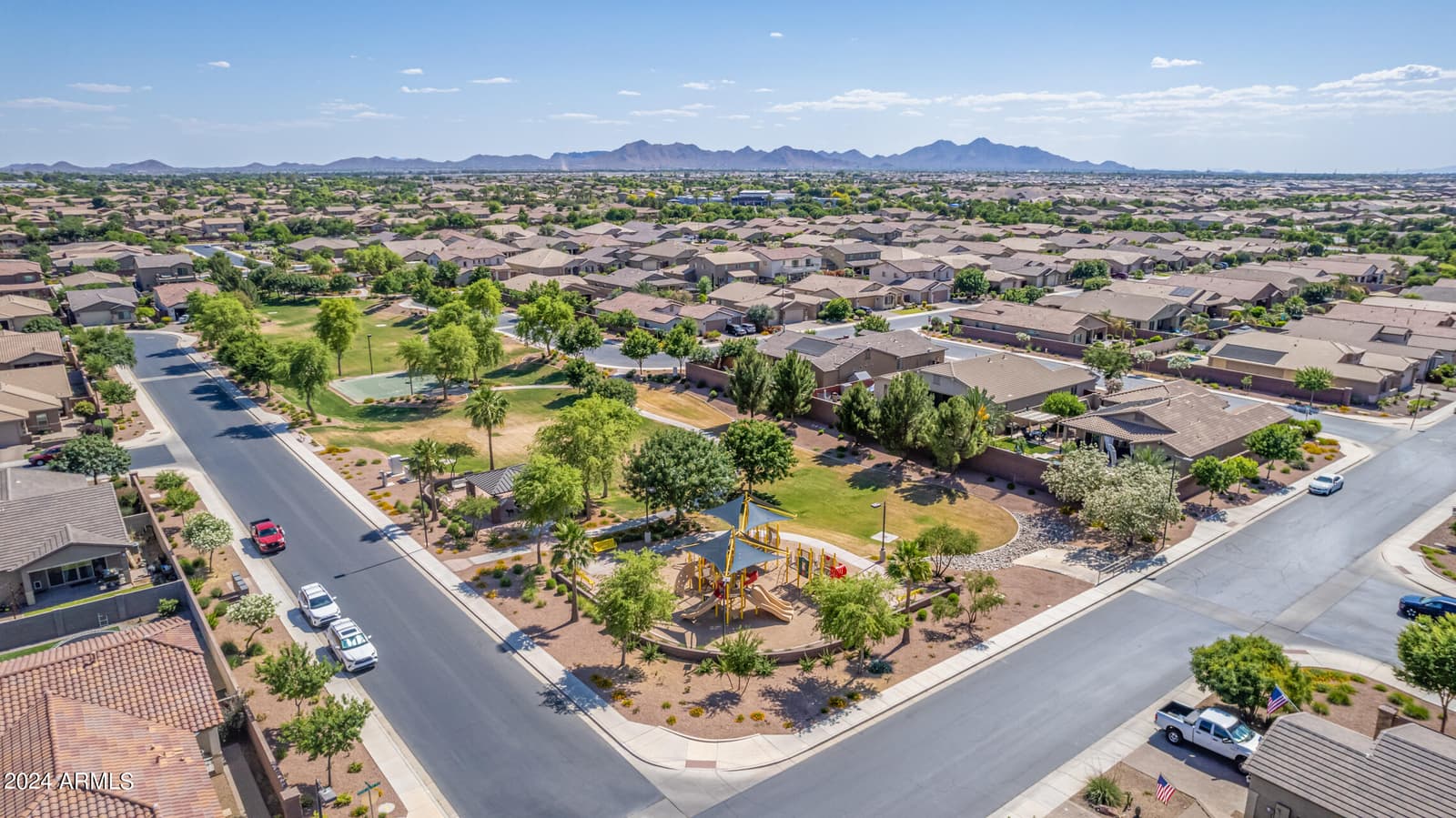 552 W HONEY LOCUST Avenue, Queen Creek, AZ 85140 — photo 13 of 29